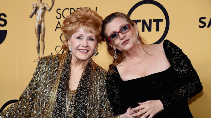 U wilde meer weten over Carrie Fisher en Debbie Reynolds?