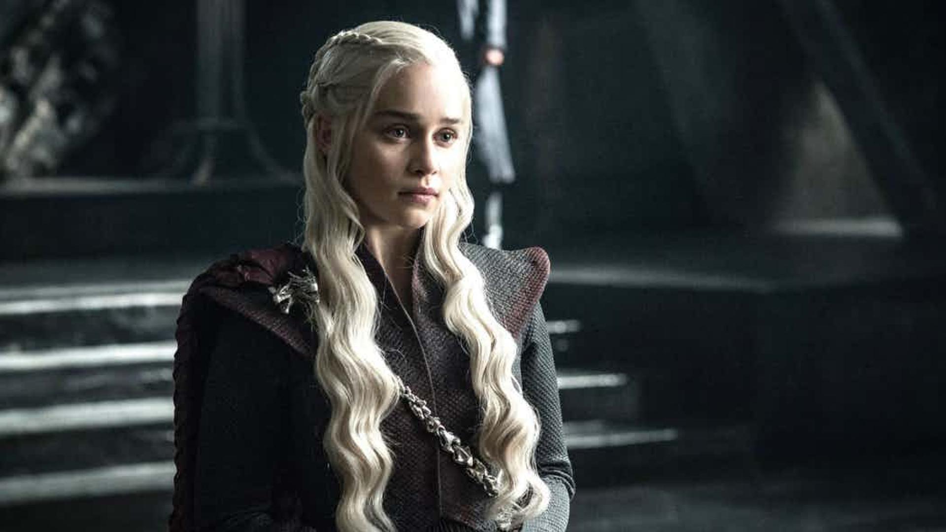 Emilia Clarke gepusht om naaktscènes te doen in Game of Thrones | Veronica  Superguide