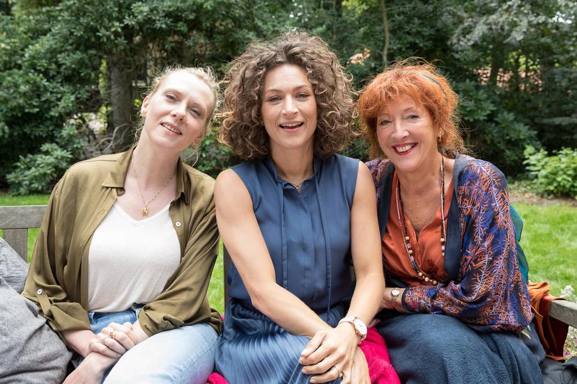 Huisvrouwen bestaan niet 2, WW Entertainment 