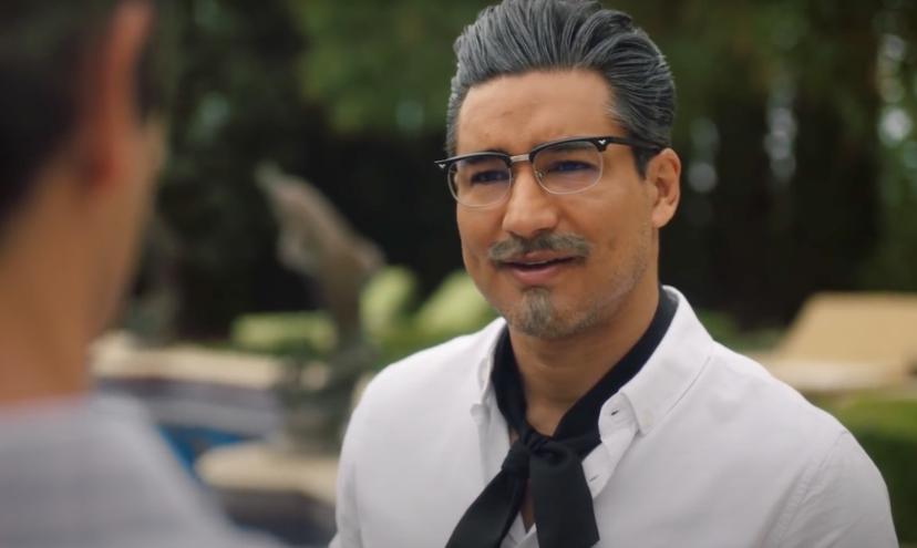 Mario Lopez is KFC-mascotte Colonel Sanders