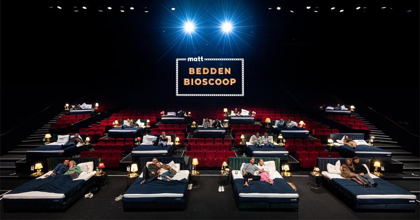 Eerste beddenbioscoop in Nederland