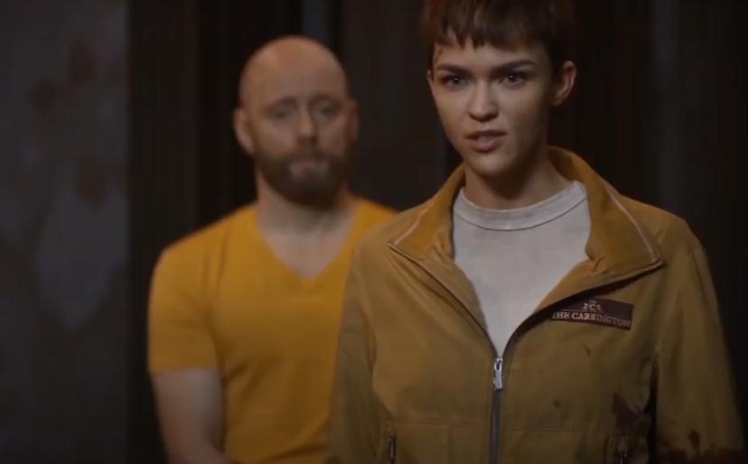 Na Batwoman wordt Ruby Rose een… portier?