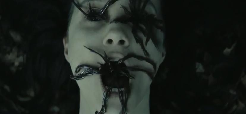 Dodelijke internetlegende komt tot leven in de eerste trailer van Slender Man