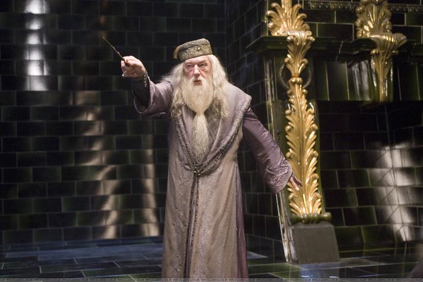 Wie is de sterkste tovenaar uit het Harry Potter-universum? (en wie de zwakste)