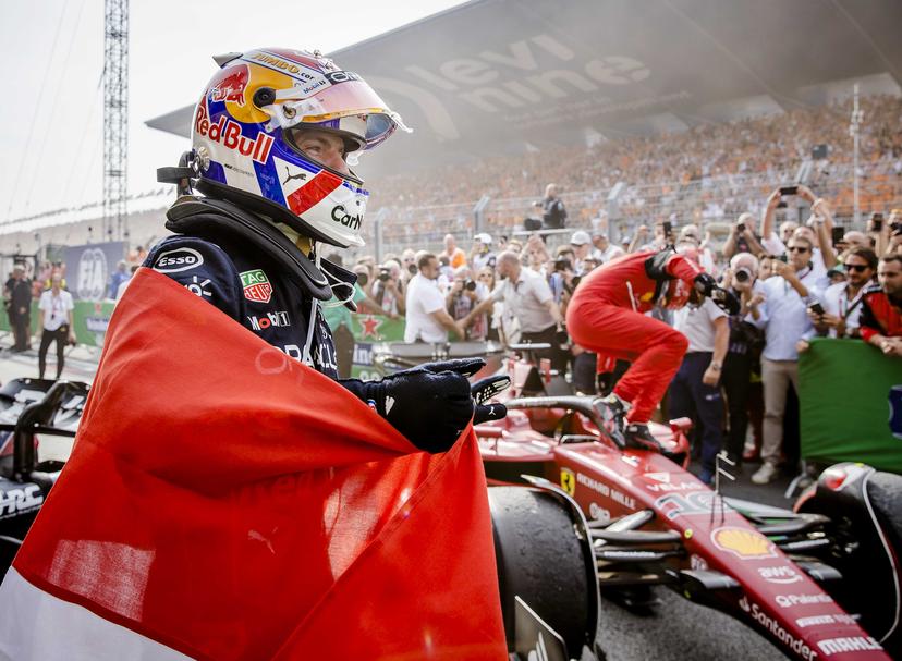 Max Verstappen (Red Bull Racing) wint de F1 Grand Prix van Nederland op het Circuit van Zandvoort