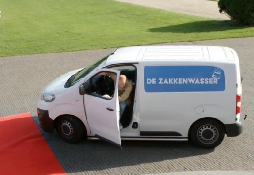 De zakkenwasser in Het Sinterklaasjournaal