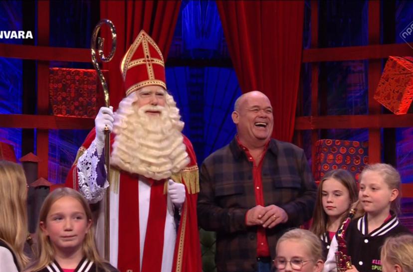 Kijkers lyrisch over Paul de Leeuw in Sint & De Leeuw Veronica Superguide