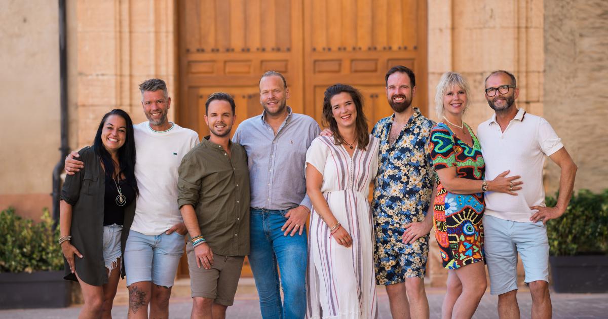 Review Het Spaanse Dorp: Zarra - 'Vermaak door excentrieke types ...