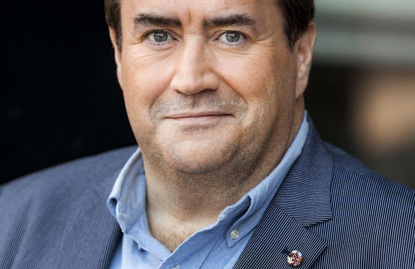2016-07-21 17:50:32 HILVERSUM - Portret van royaltydeskundige Marc van der Linden. ANP KIPPA REMKO DE WAAL