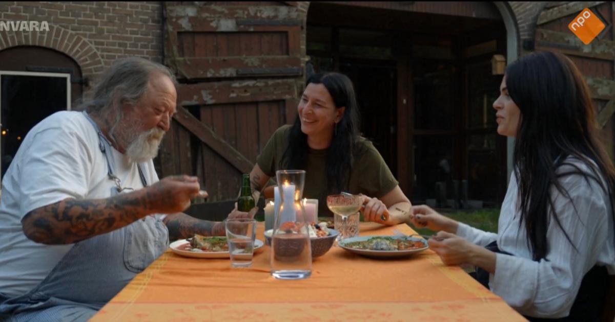 Kijkers genieten van hilarisch trio in Boerderij van Dorst