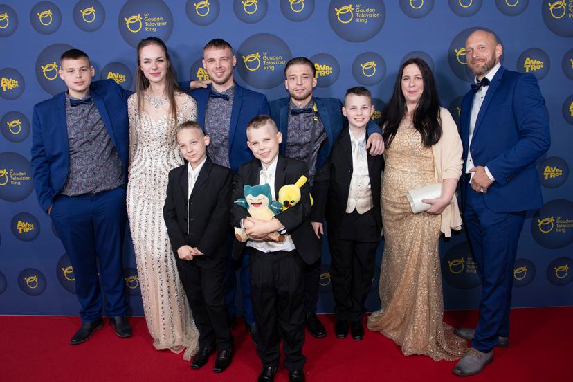 Op de foto:   De familie Buddenbruck van Een Huis Vol