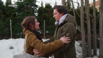 Mike neemt afscheid van Lena in Winter Vol Liefde