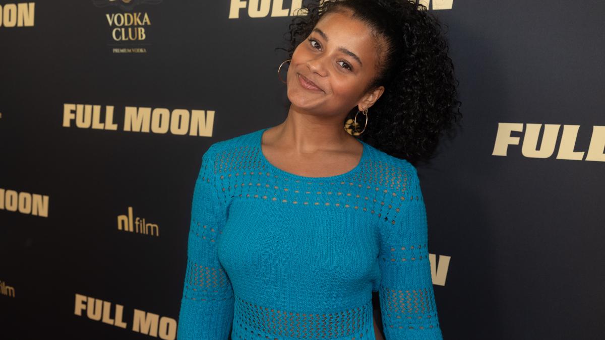 Wie is Stephanie van Eer (28), de vervanger van reporter Rachel Rosier in Het Sinterklaasjournaal?