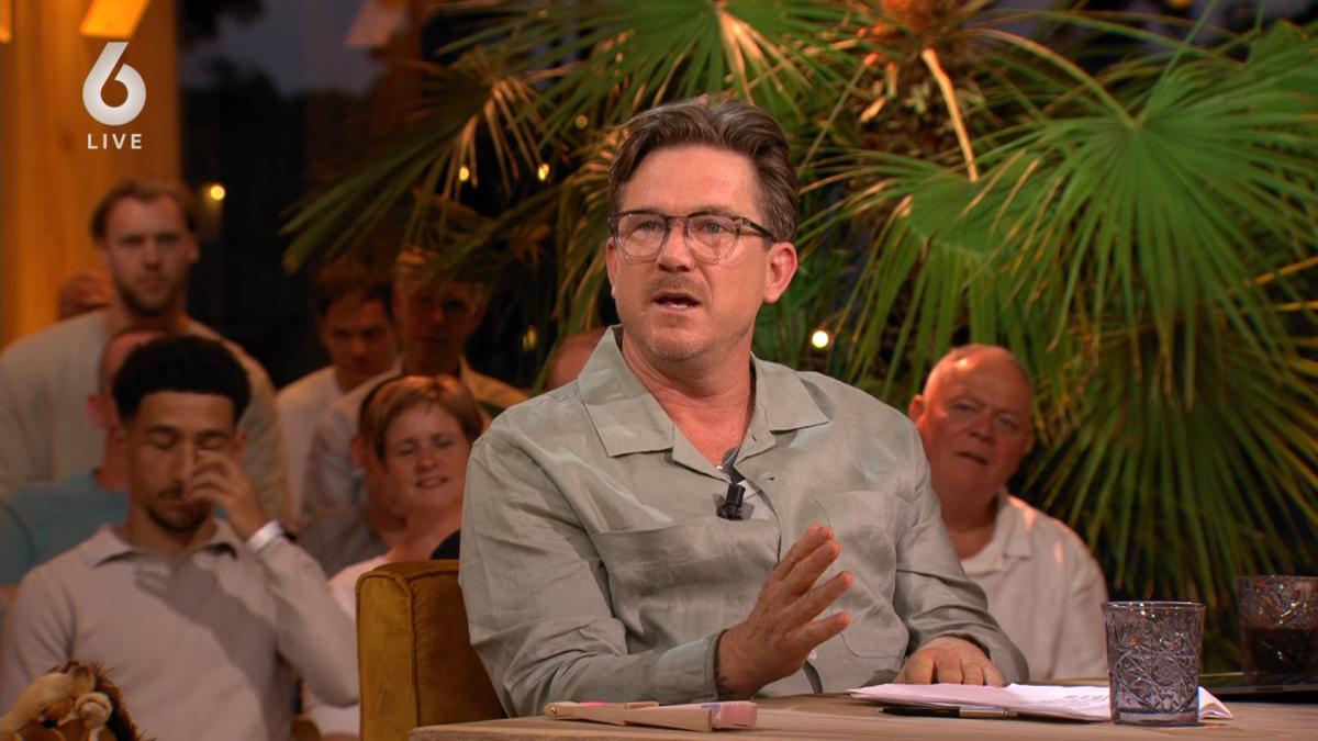 De Oranjezomer-Johnny de Mol openhartig over gezondheid: ‘Als een man van 84’
