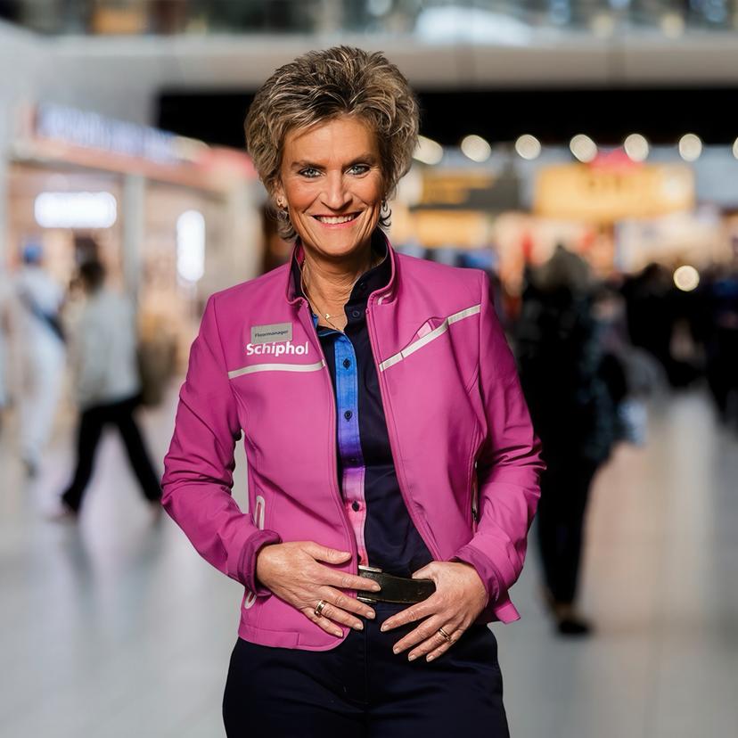floormanager Josée uit Schiphol Airport RTL 5