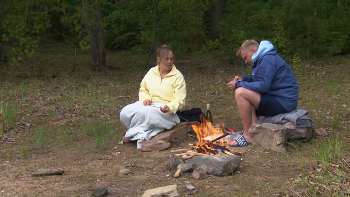 B&B Vol Liefde-Renske wilde na kano-date al weg bij Daniël: ‘Productie vroeg me te blijven’ 