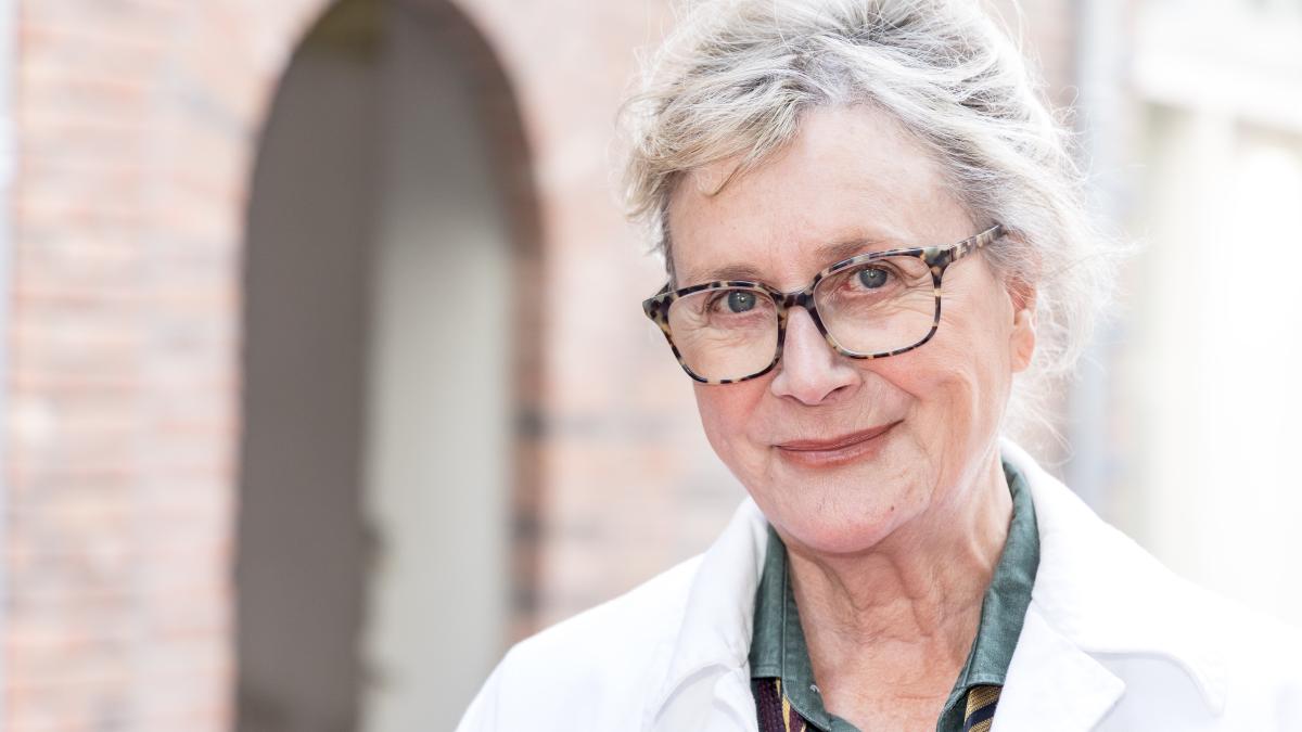 Beppie Melissen (74) schittert als Tante Cor in Gooische Vrouwen, maar: ‘Ik word bijna nooit herkend’