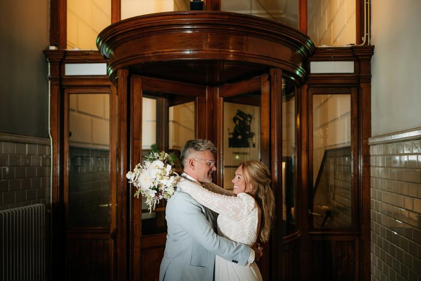 Mariska en Peter tijdens de opnames van Married At First Sight
