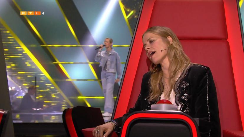 Ilse DeLange in The Voice of Holland TVOH met Evi