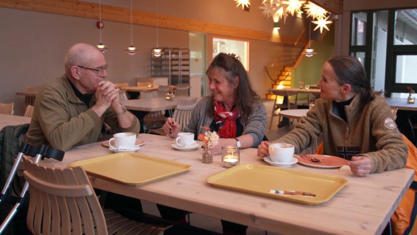 Hans met Mickey en Iris in Winter Vol Liefde