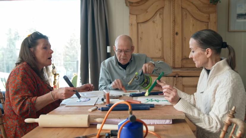 Hans met Mickey en Iris in Winter Vol Liefde