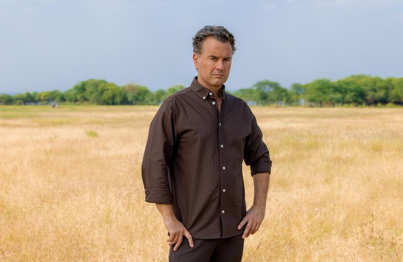 Wie is de Mol? - SHOW - (Nederland - 2026) - S27 - Caption: Rik van de Westelaken