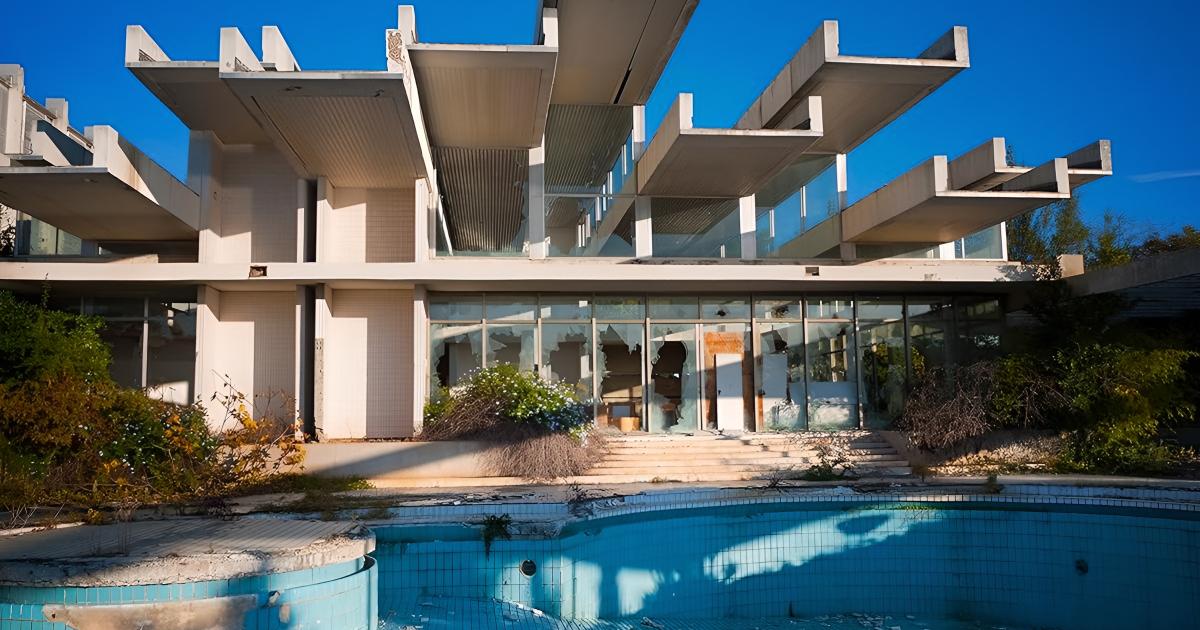 Abandoned Engineering: America