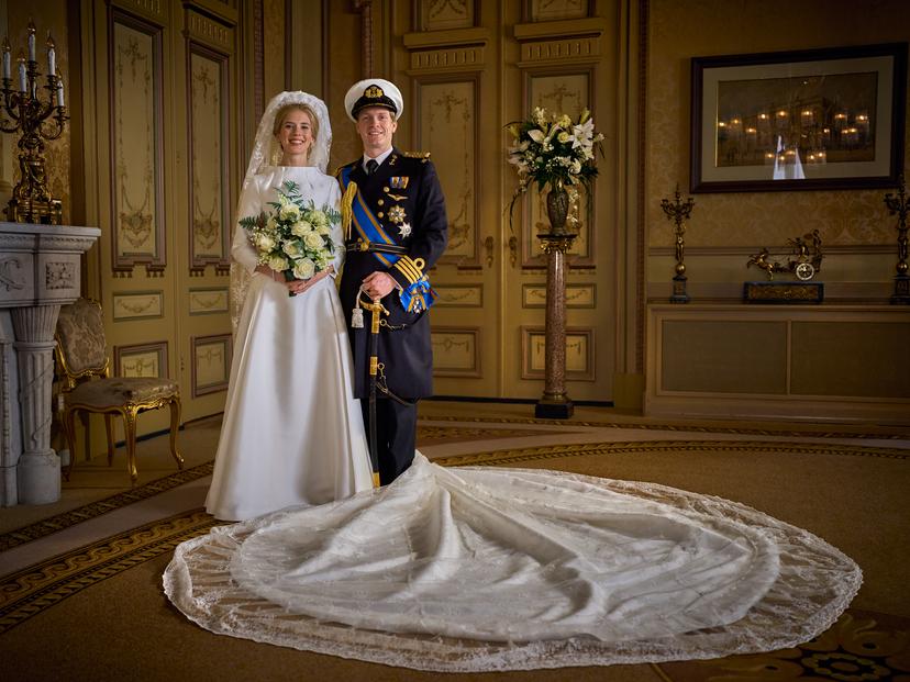 Delfina Chaves en Martijn Lakemeier als Máxima en Willem-Alexander in Videolandserie Máxima