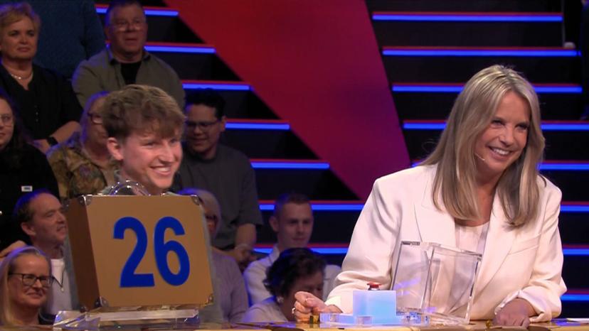 Linda de Mol en Jasper in Postcode Loterij Miljoenenjacht