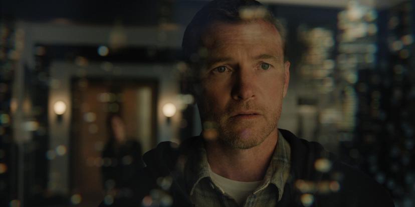 I Will Find You. Sam Worthington als David Burroughs
